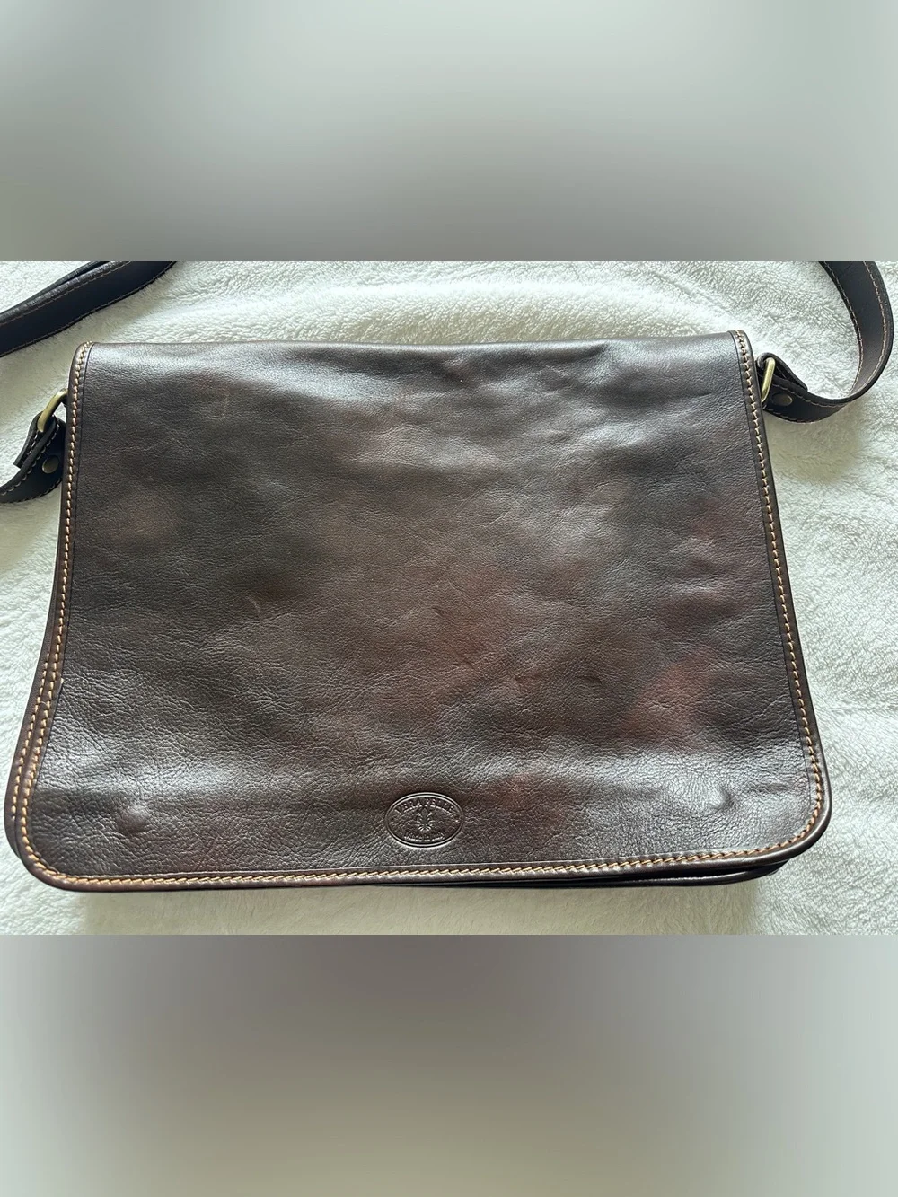 Leather Messenger Bag in Dark Brown - Classic Men's Briefcase